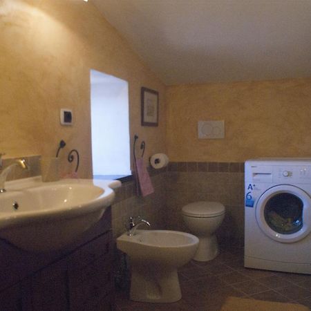 La Casa Del Viandante Villa Радикофани Стая снимка